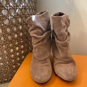 Steve Madden suede booties - size 5.5